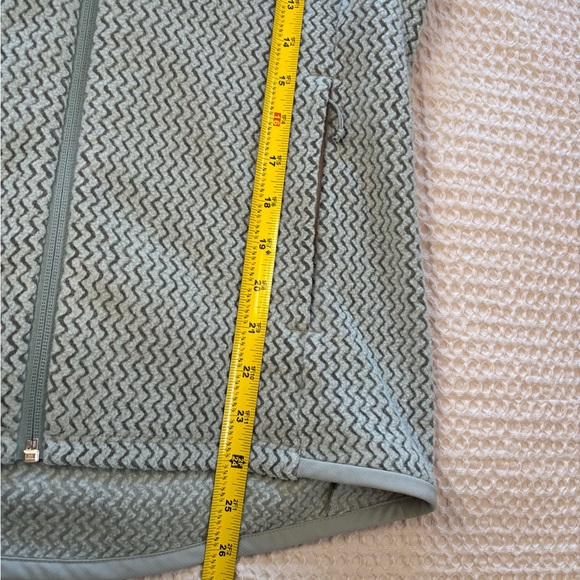 Patagonia R1 Air Full Zip Hoody - Picture 7 of 9